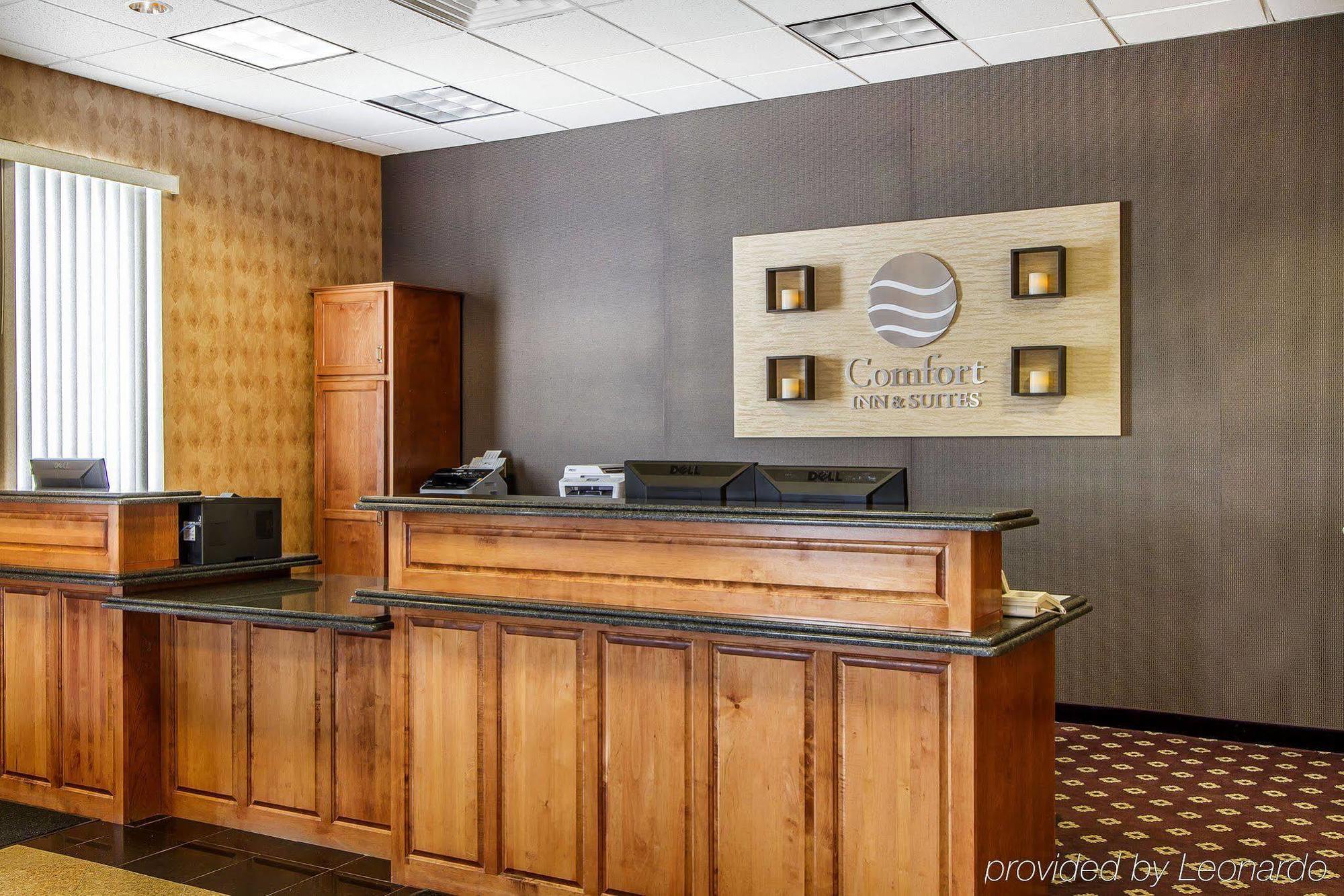 Holiday Inn Express & Suites Waterville - North By Ihg Esterno foto
